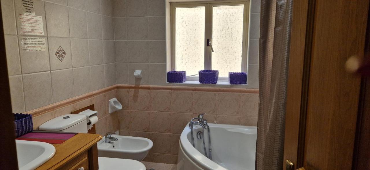 Saracini'S Homestay Attard Екстер'єр фото